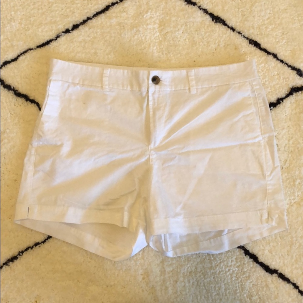 Mid rise Old Navy Everyday Shorts